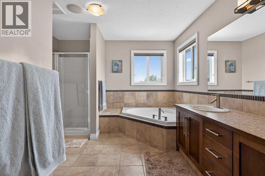 159 Sherwood Crescent NW - 23