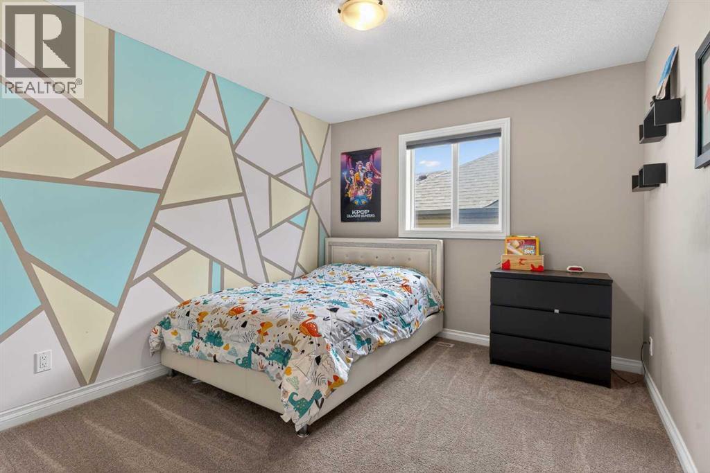 159 Sherwood Crescent NW - 28