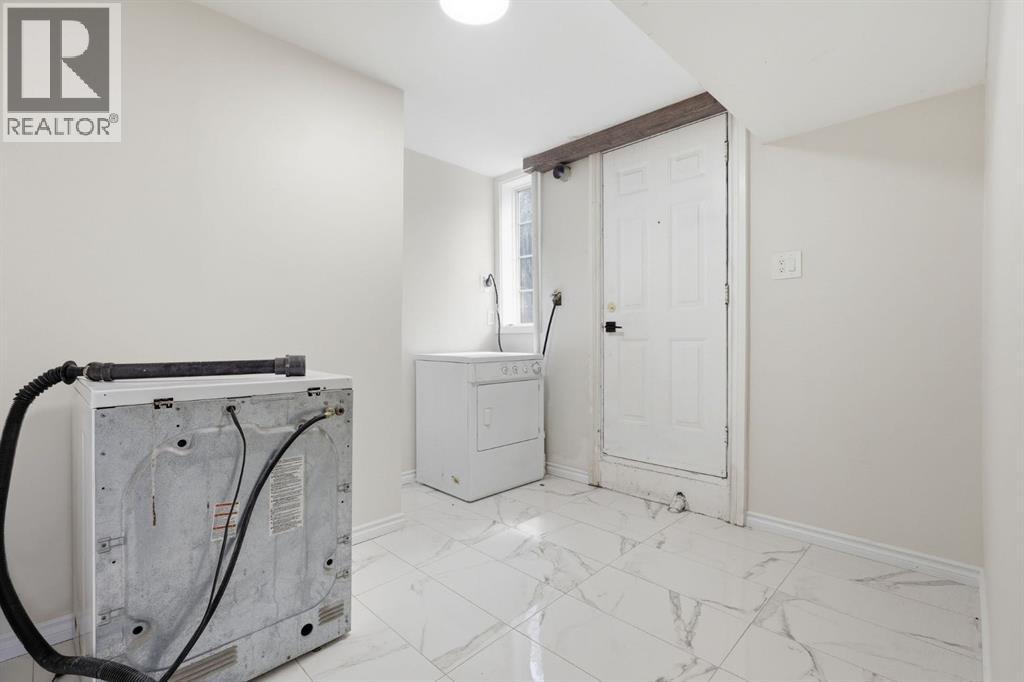 28 Fallingworth Court NE — photo 37