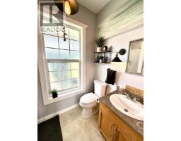 Photo 10 of 40, 5235 E RED ROCK ROAD · Prince George, BC