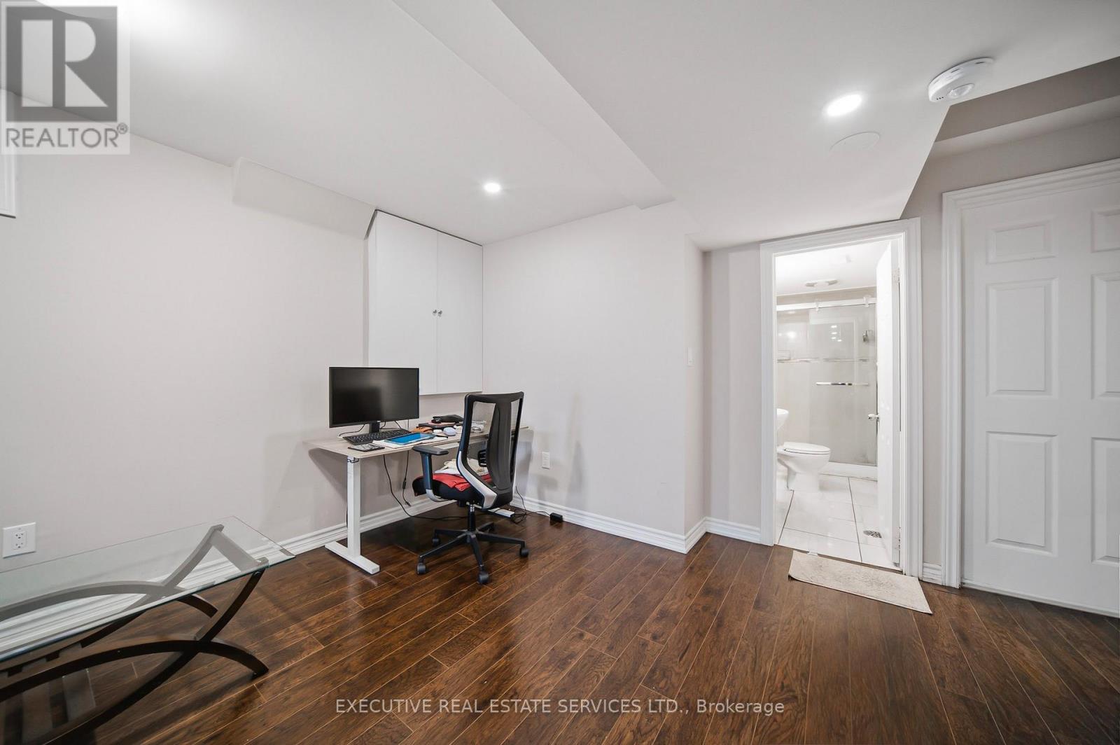 51 WORTHINGTON AVENUE - Image 29