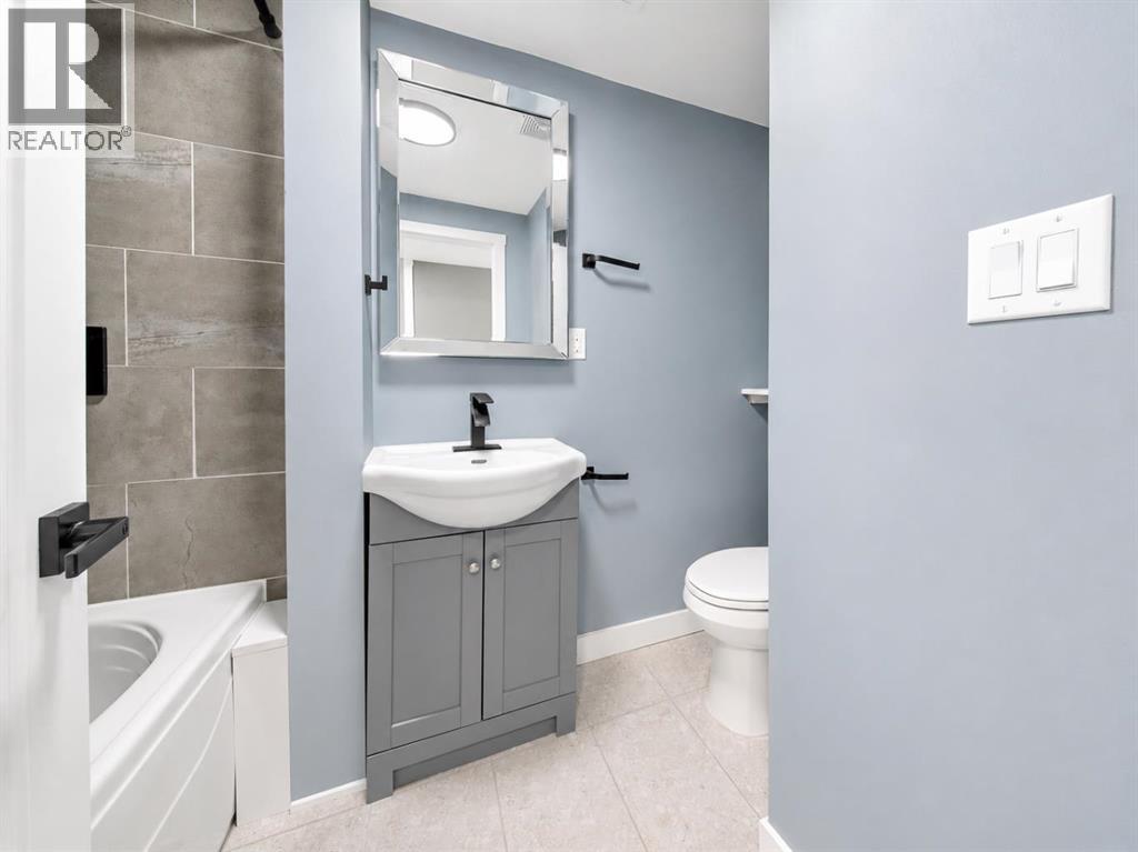 218 Falmere Way NE — photo 16