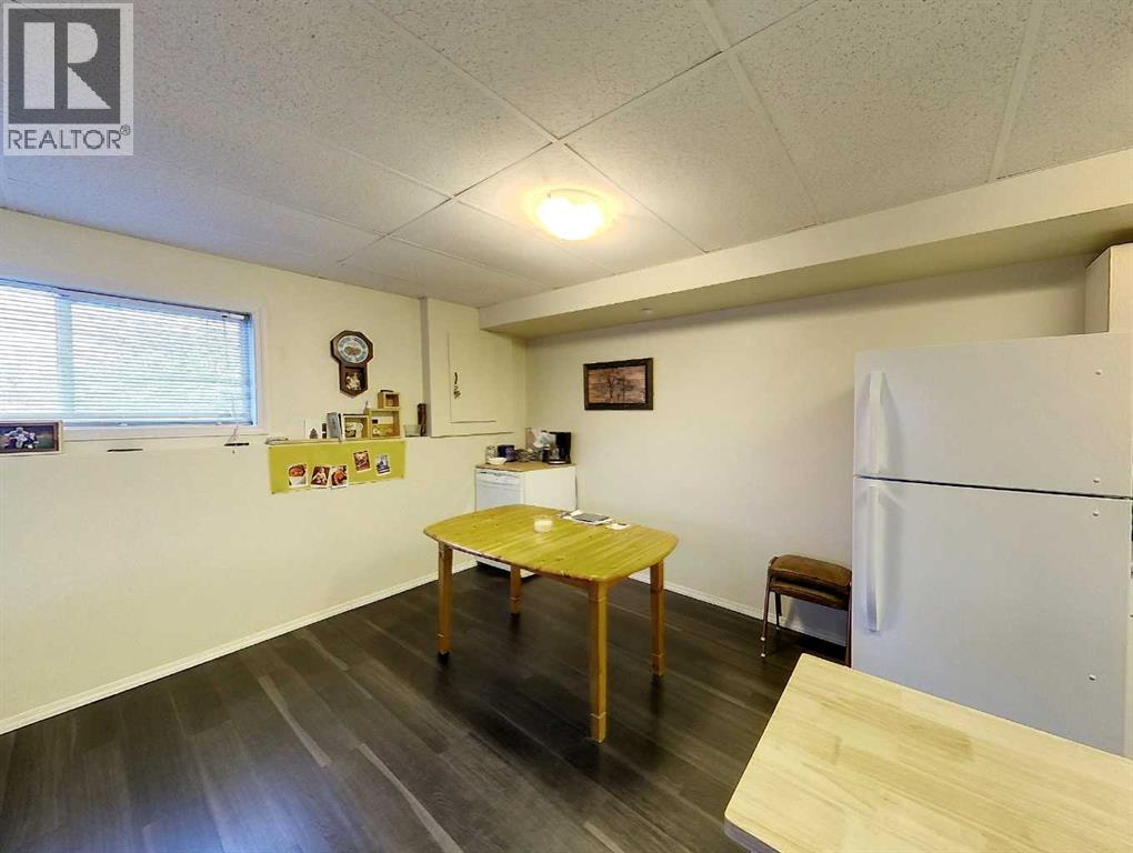 #5802 12 Avenue - 28