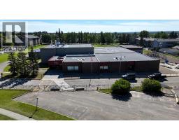 Primary Bedroom - 5802, 12 Avenue, Edson, AB T7E1X2 Photo 8