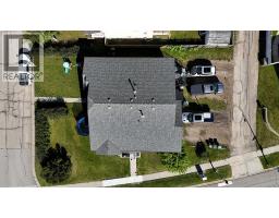 4pc Bathroom - 5802, 12 Avenue, Edson, AB T7E1X2 Photo 9
