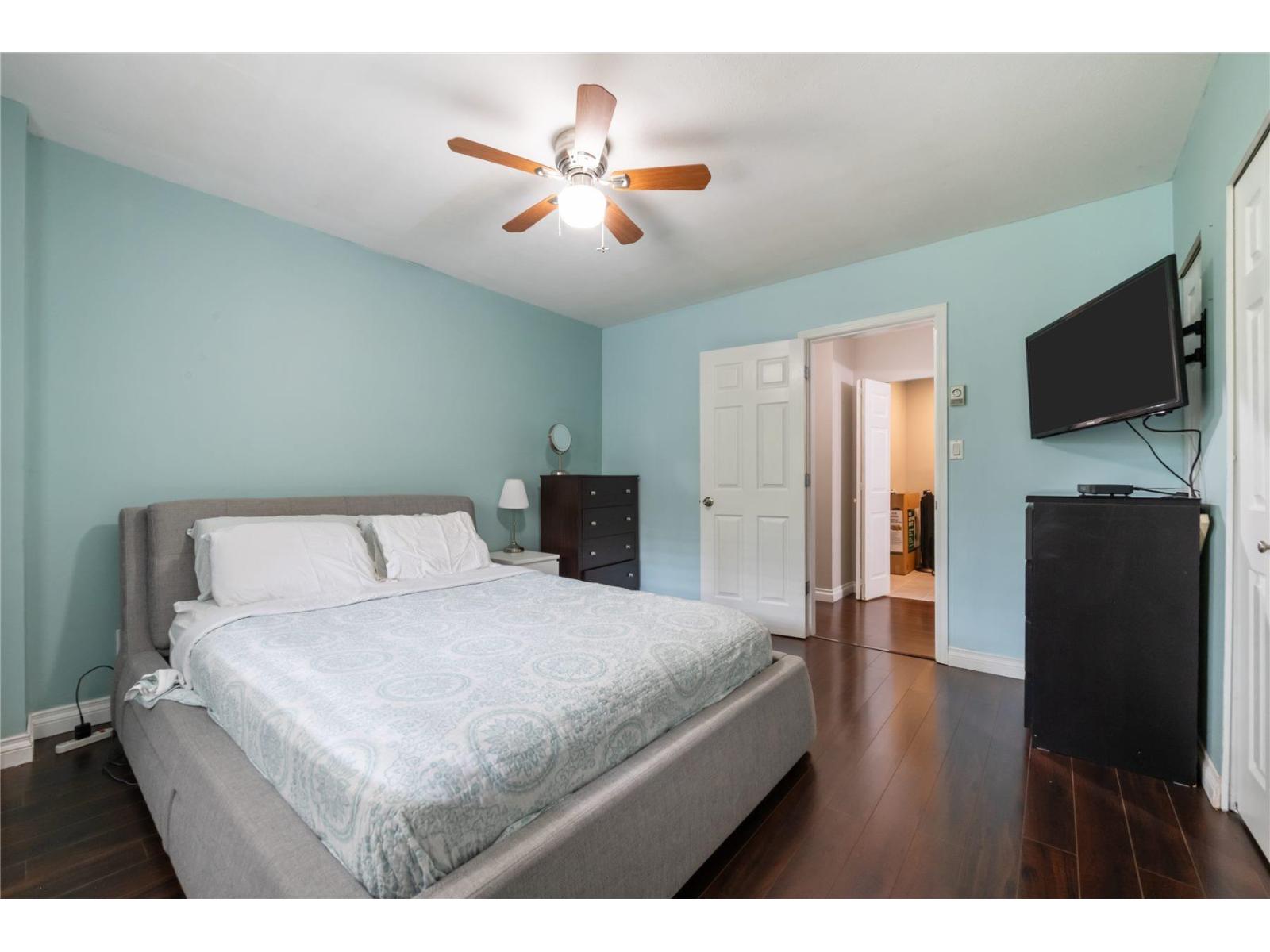 2 Bed, 1 Bath House for Sale in Surrey – 3 13660 84 AVENUE, Surrey – MLS# R3133627 - Image 15
