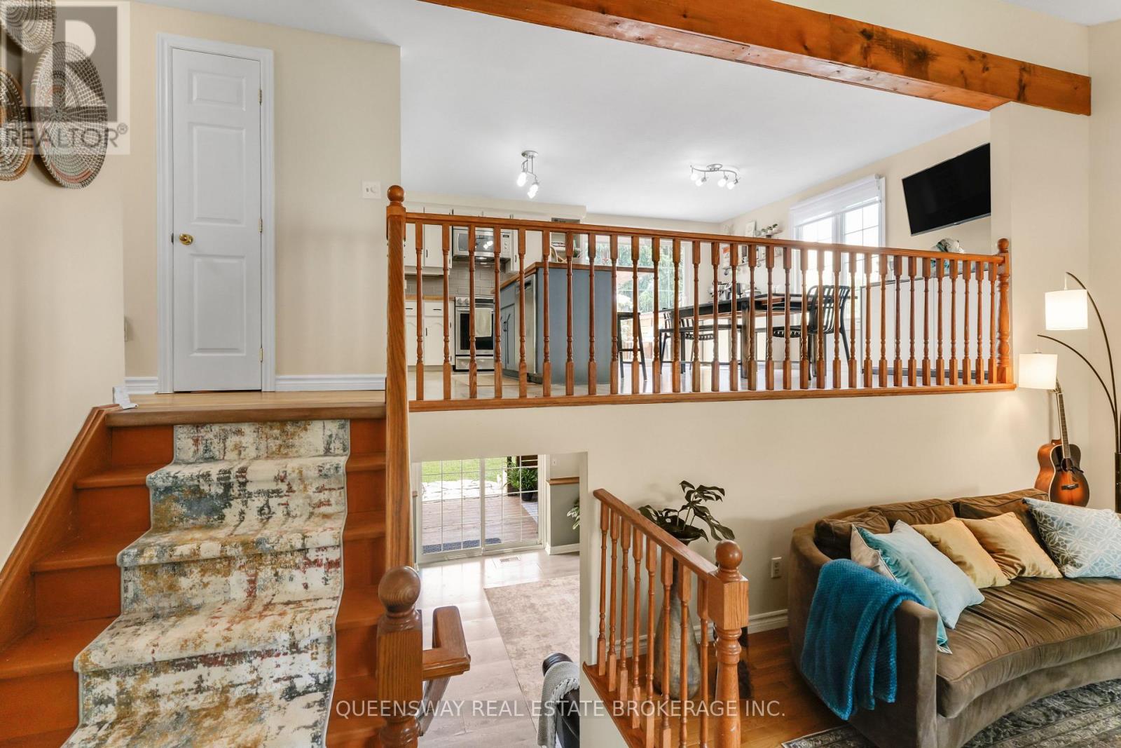 46 GREENWICH DRIVE - 12
