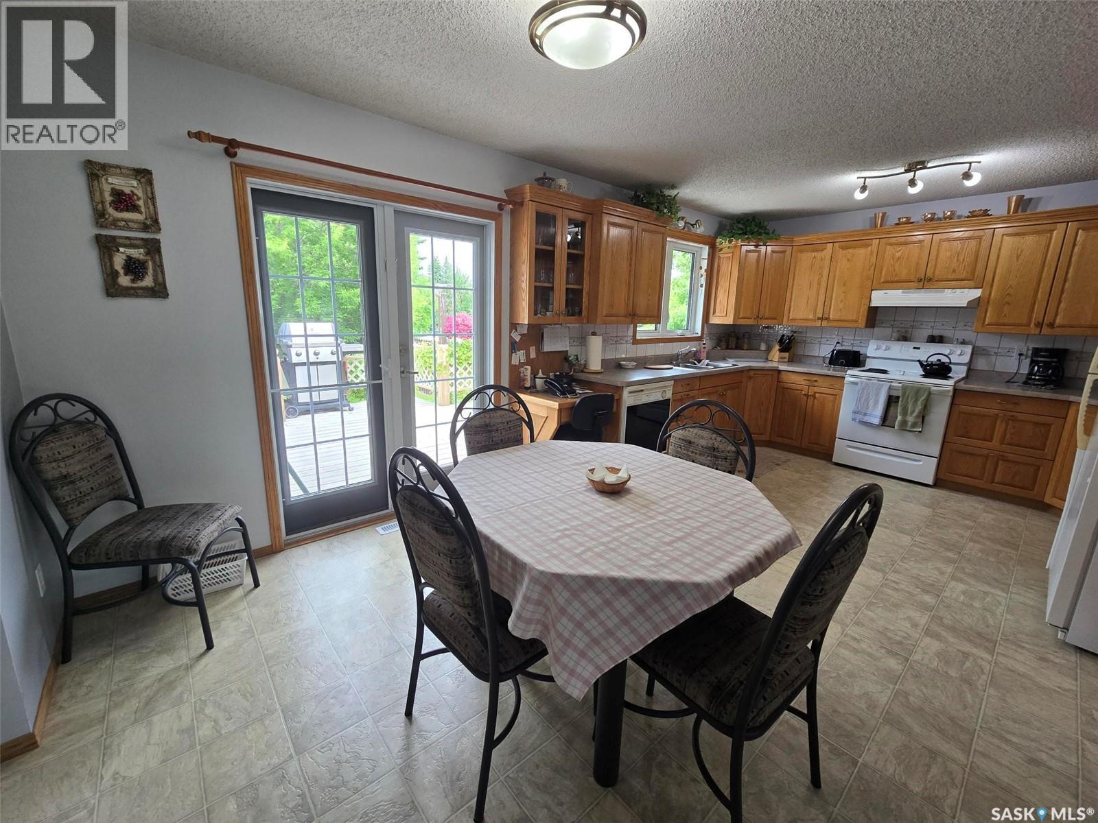 700 Saskatchewan AVENUE — photo 19