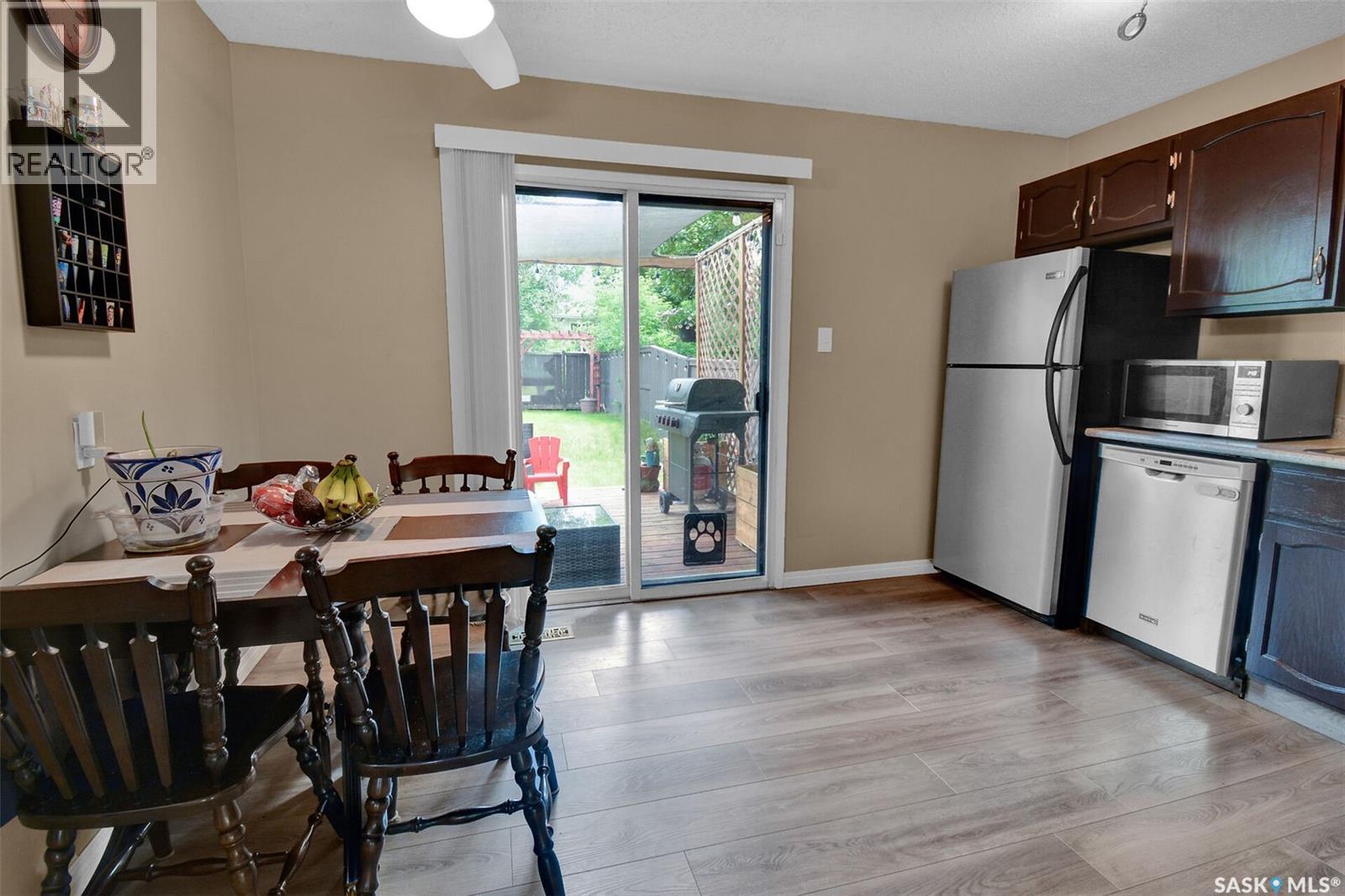409 Lenore DRIVE — photo 7