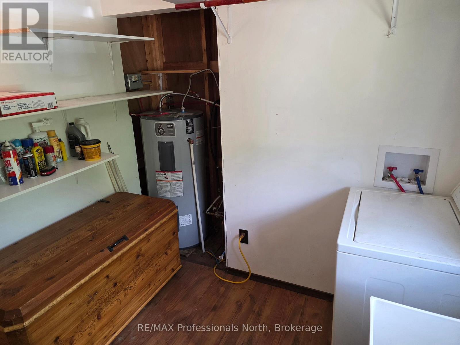 46 ROBERT ROAD W - 20