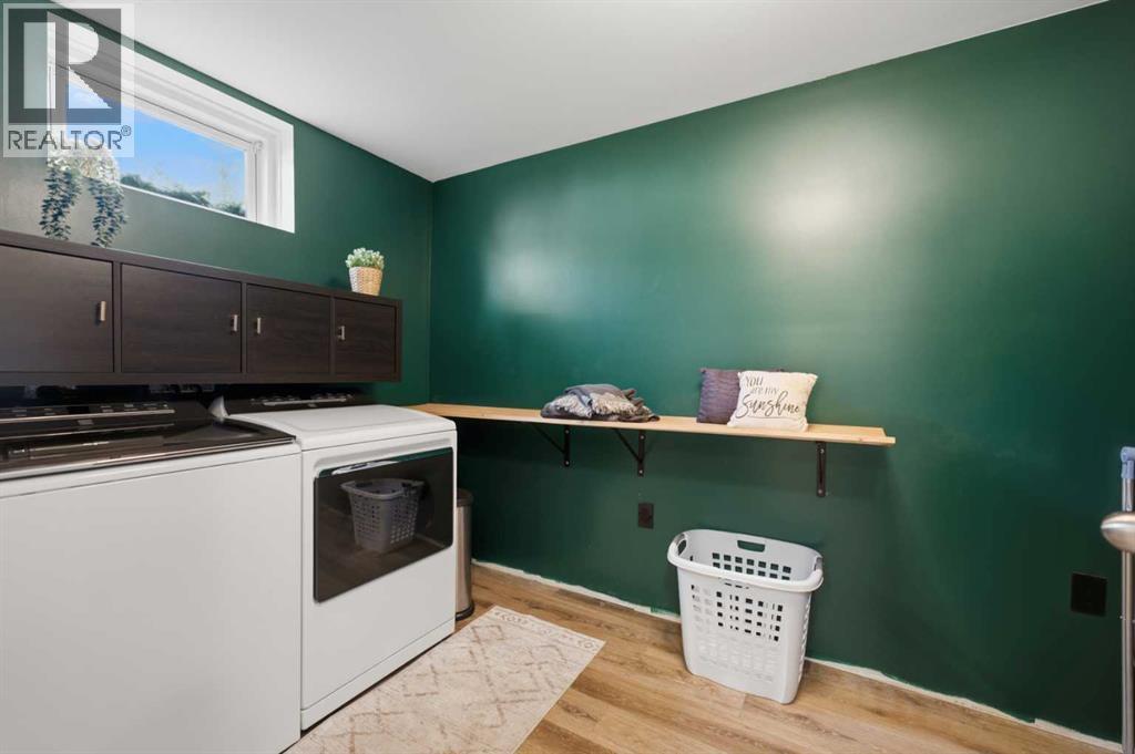 127 Thomas Place — photo 31