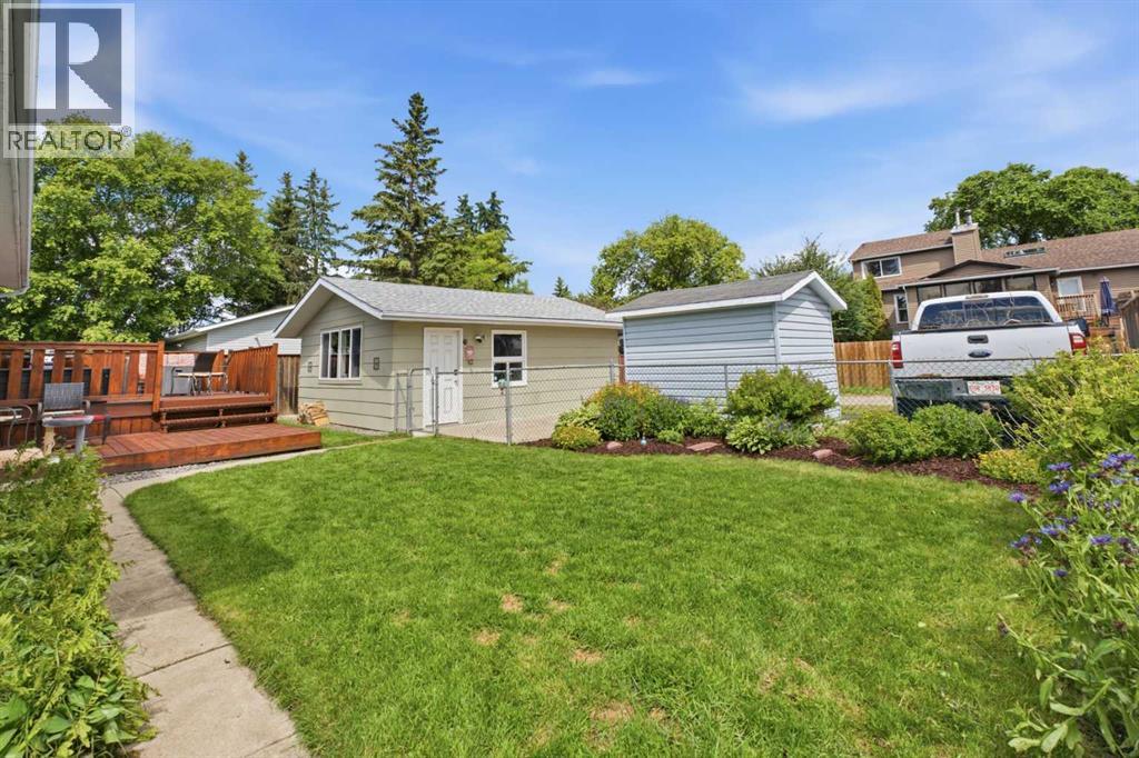 127 Thomas Place — photo 35