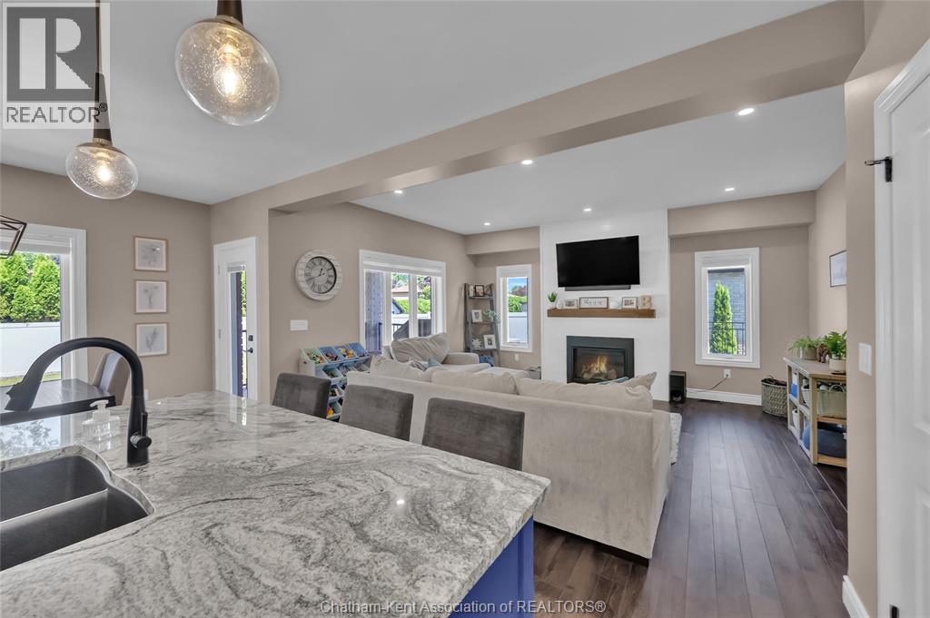 57 Sleepy Meadow DRIVE - 8