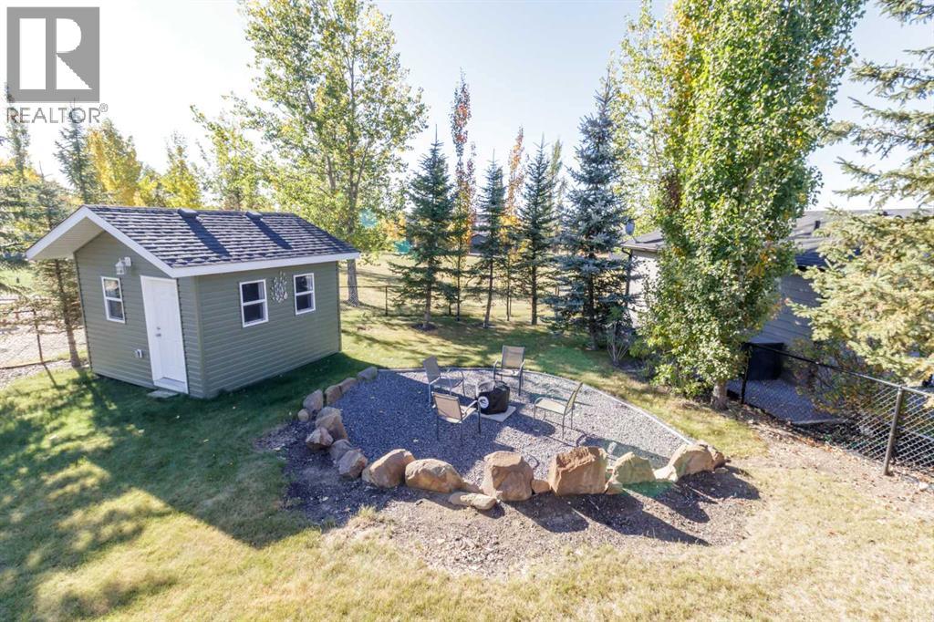 160A, 10042 Township road 422 - 19