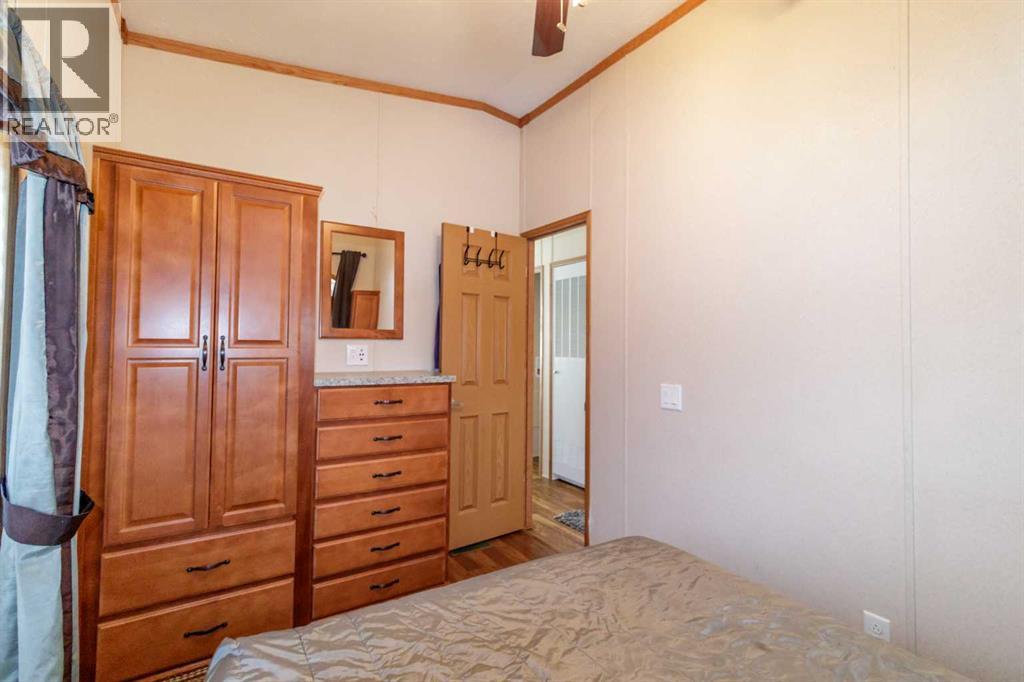 160A, 10042 Township road 422 - 8
