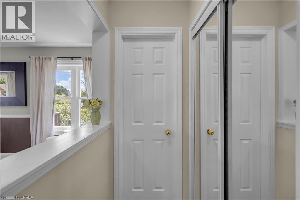 124 BLACKBURN Drive - 15