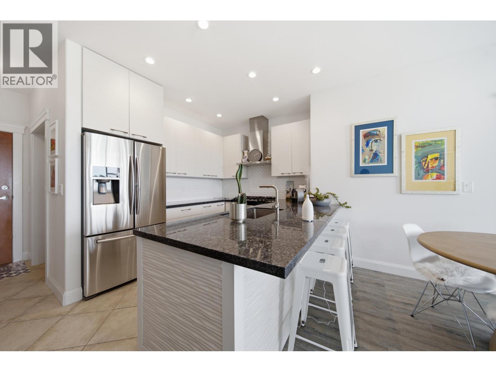 #404-4600 WESTWATER Drive, Richmond