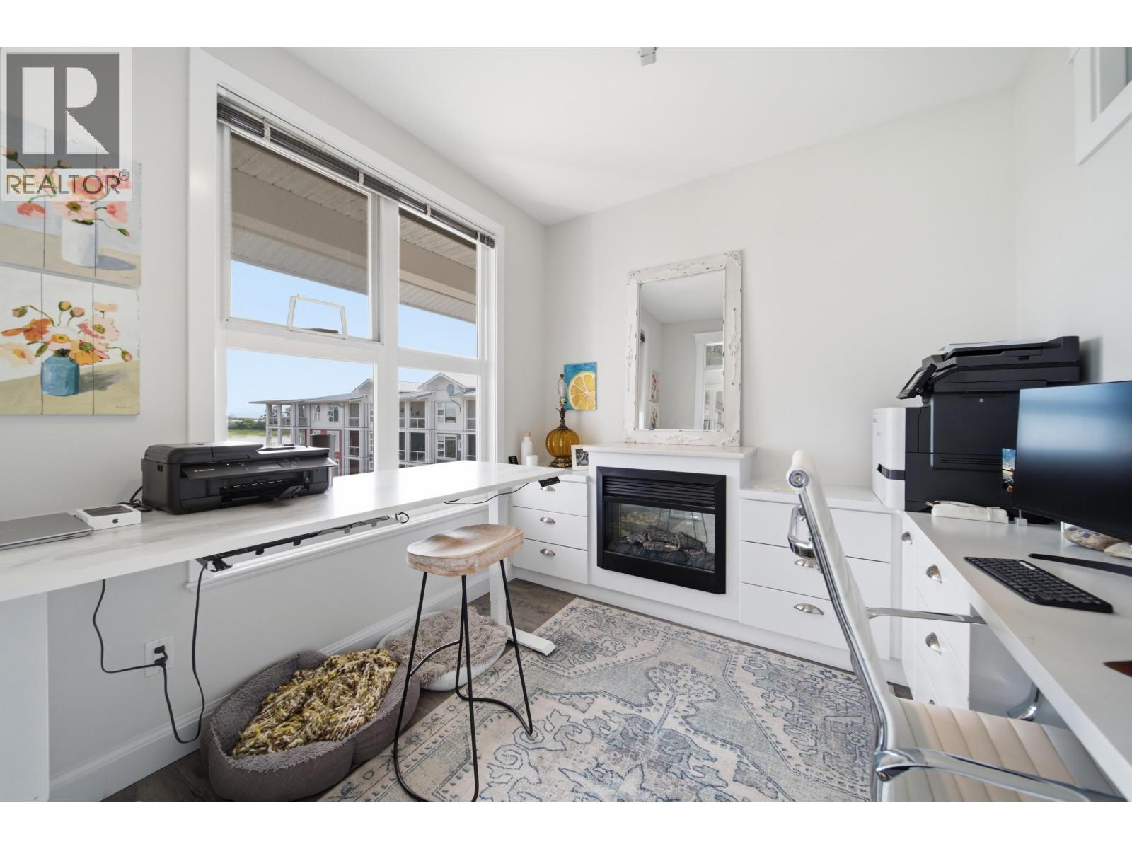#404-4600 WESTWATER Drive, Richmond