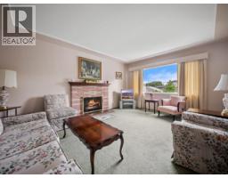7766 Davies Street, Burnaby, BC V3N3H4 Photo 13