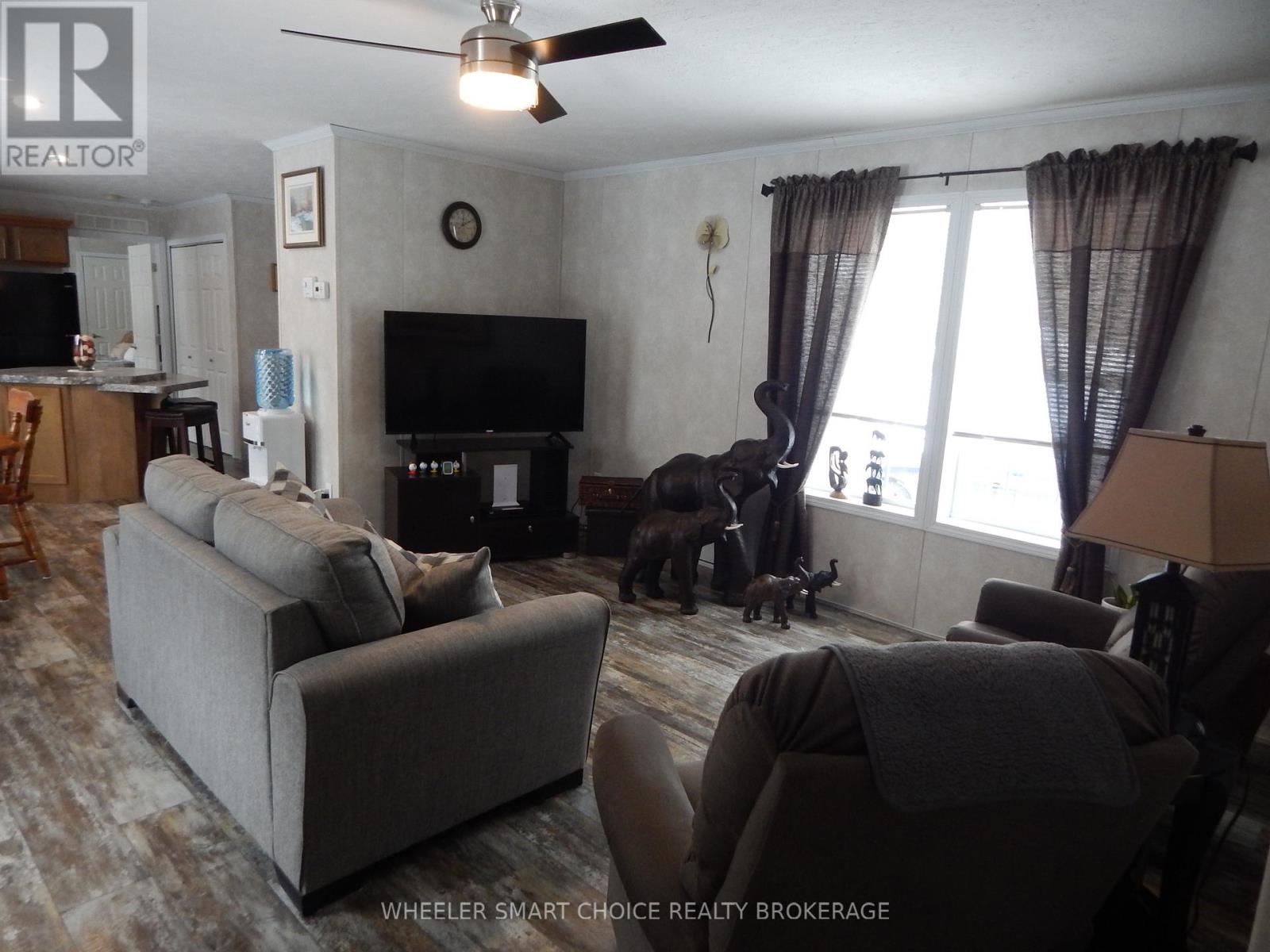 2729 CROWS NEST ROAD E - 16