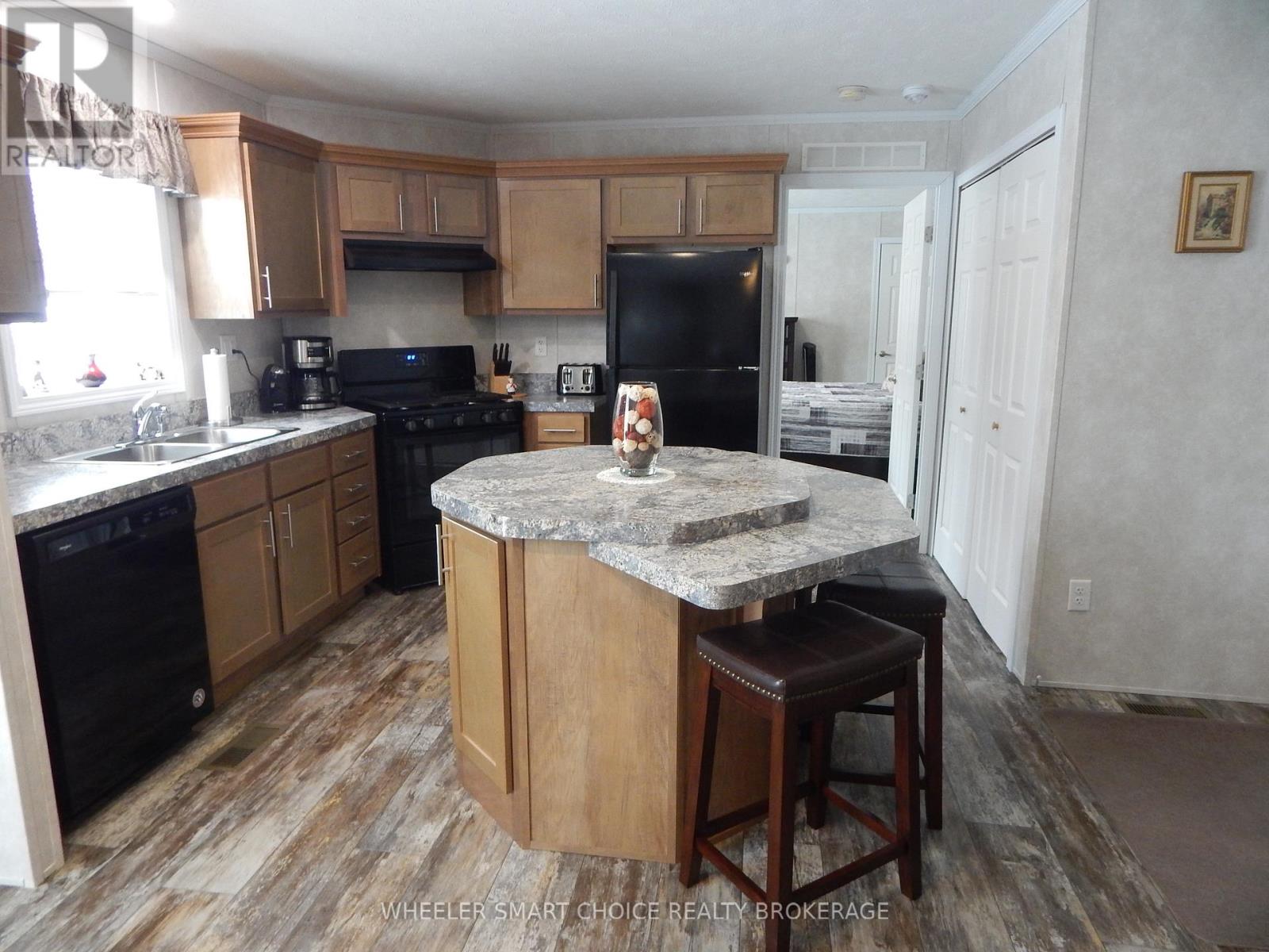 2729 CROWS NEST ROAD E - 7