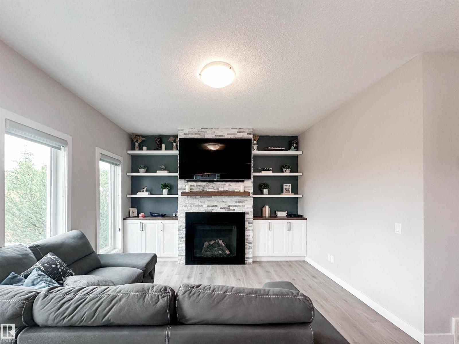 103 JOYAL WY - 20