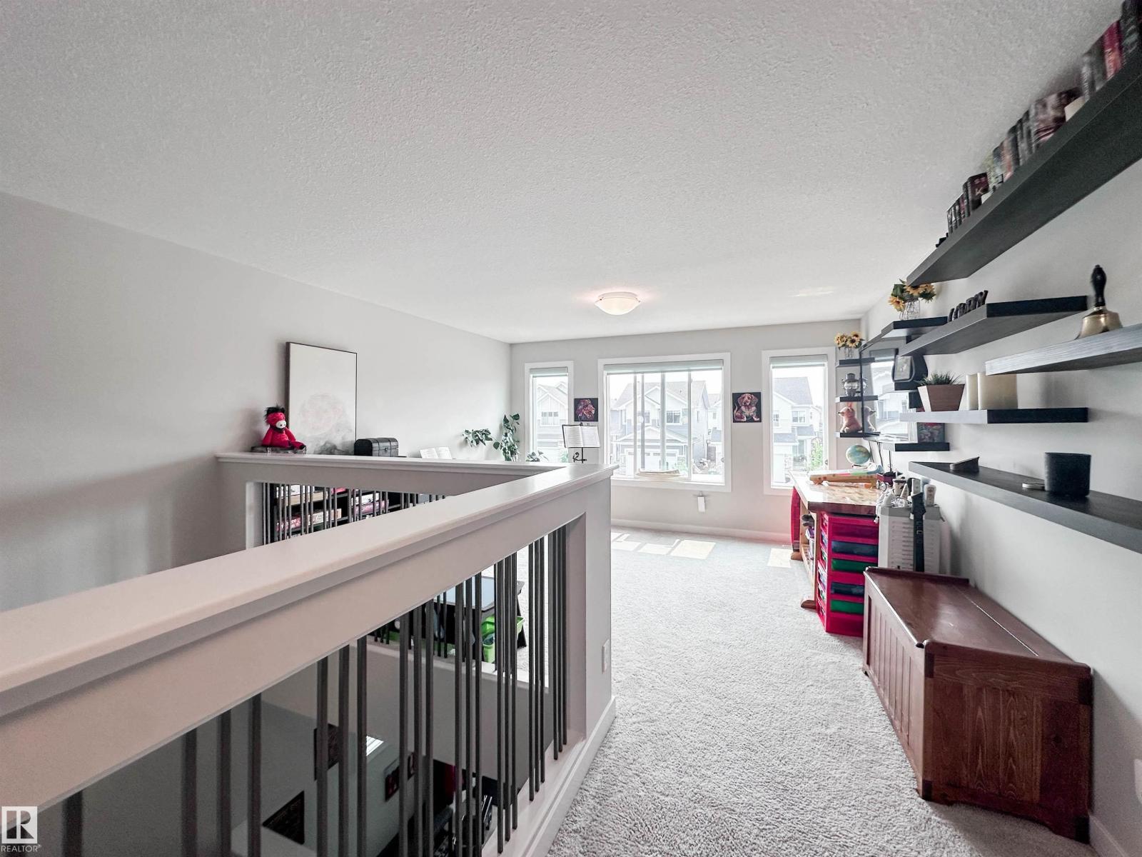 103 JOYAL WY - 27