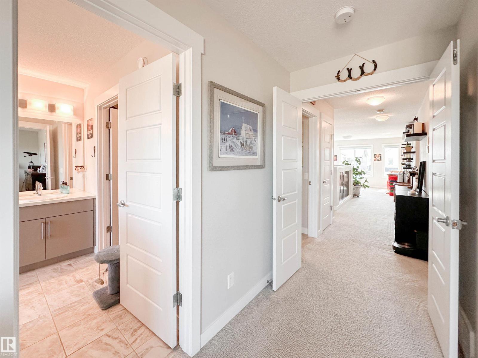 103 JOYAL WY - 36