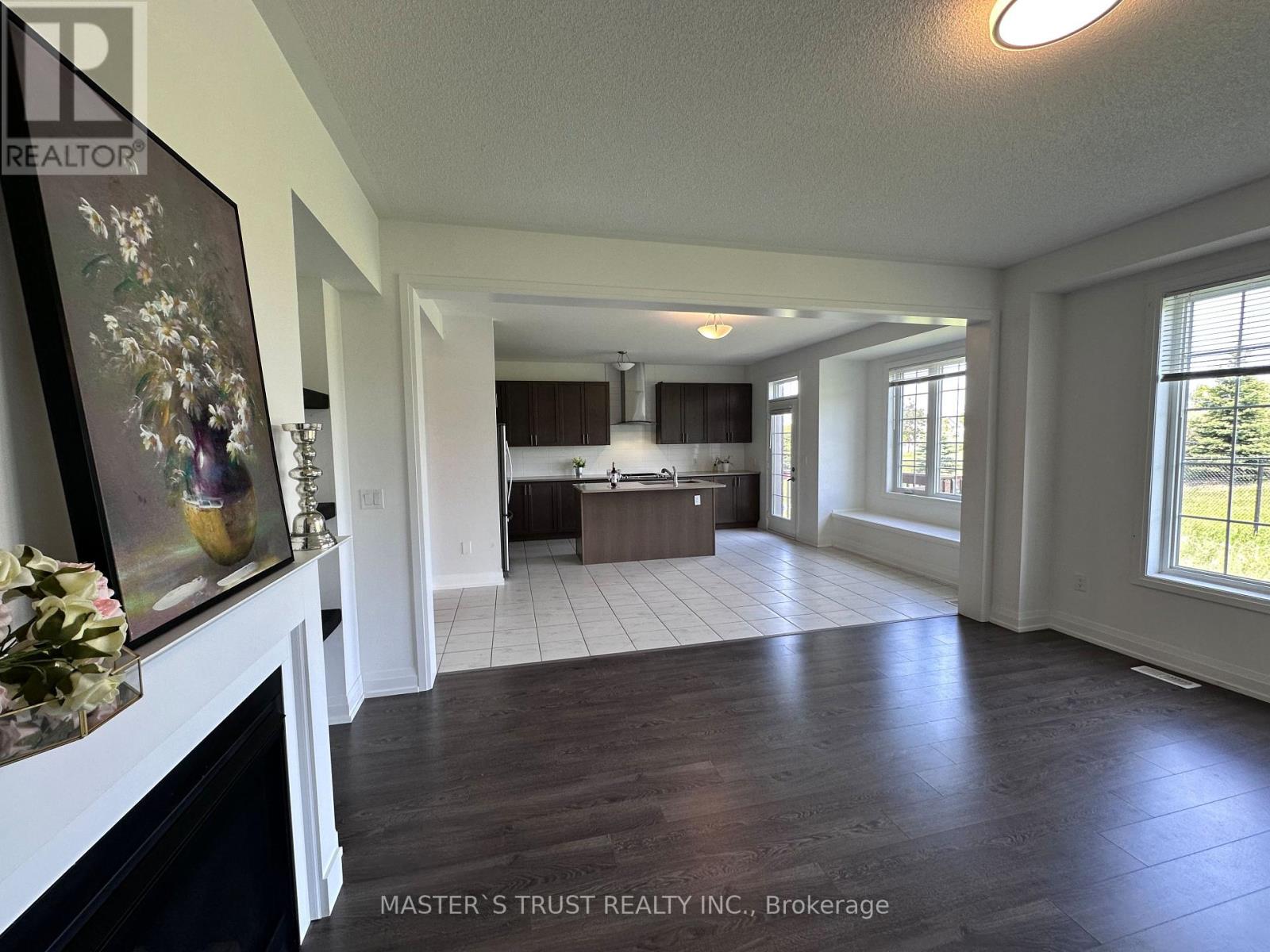 102 FRANK KELLY DRIVE - 14