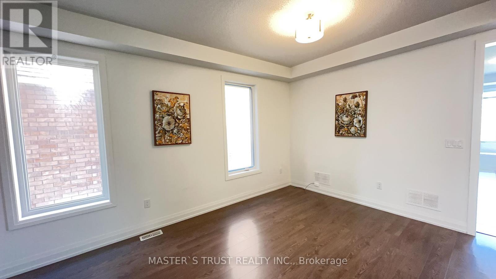 102 FRANK KELLY DRIVE - 18