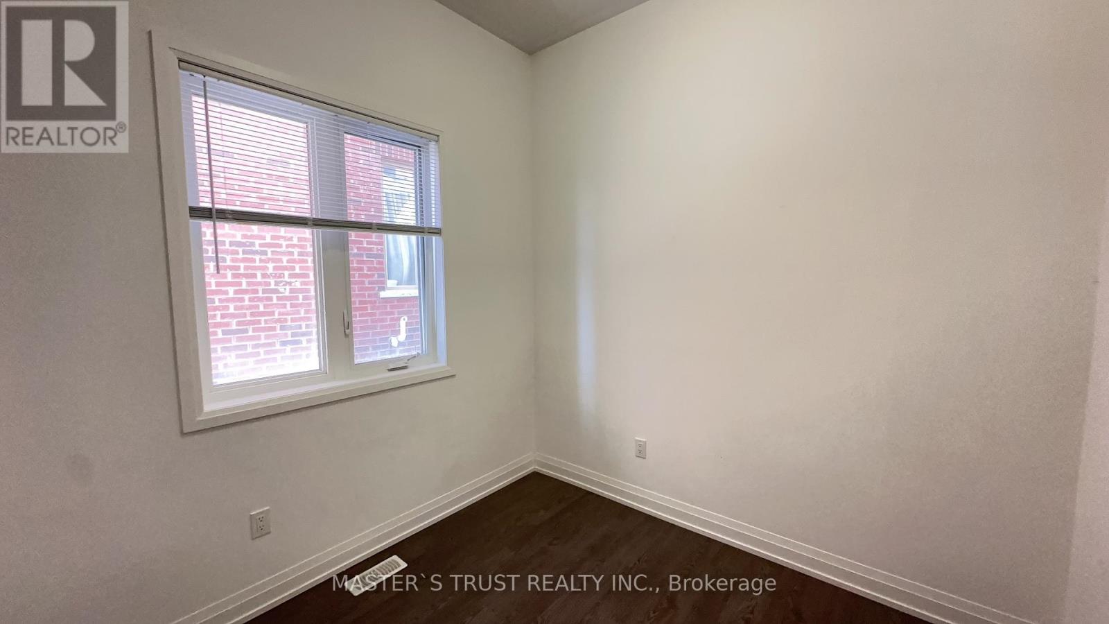 102 FRANK KELLY DRIVE - 20