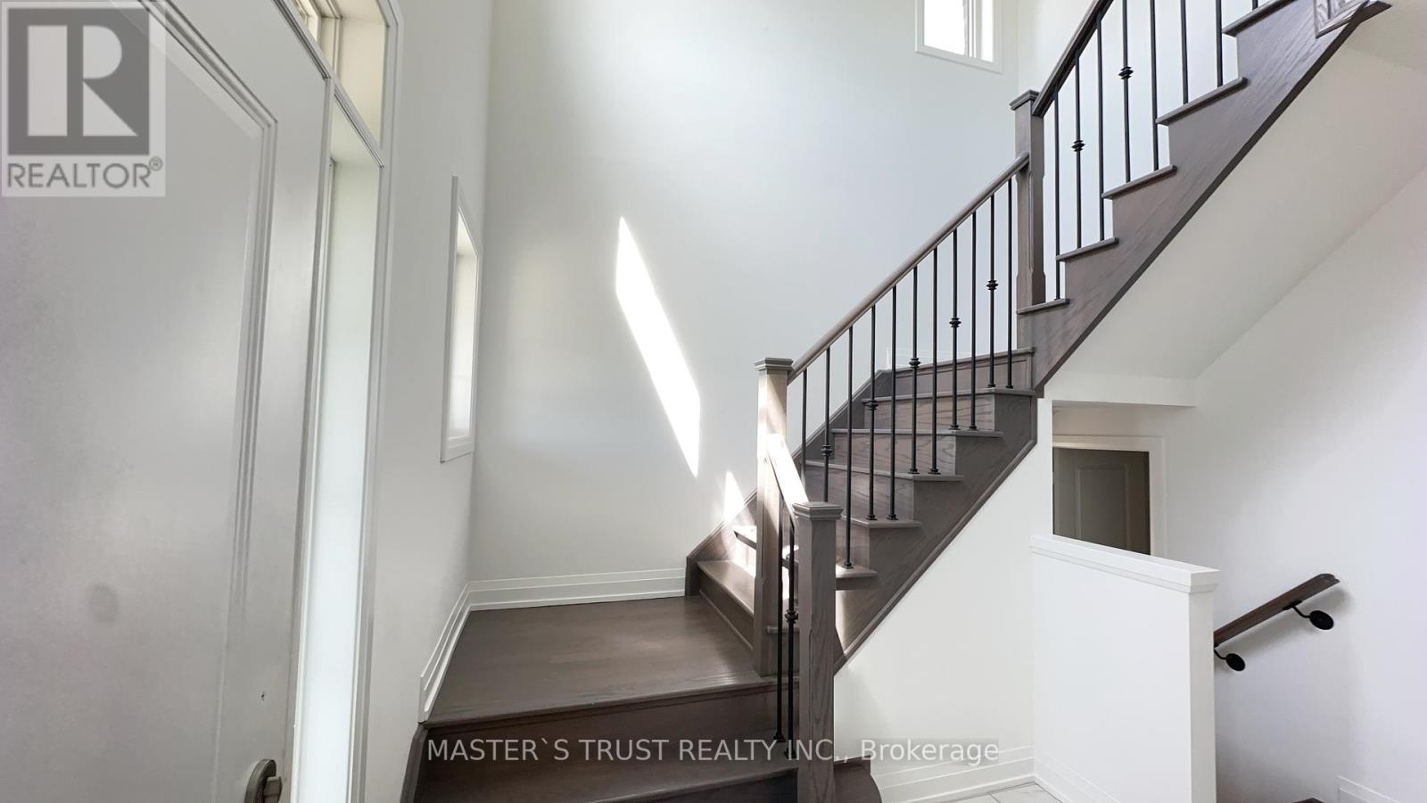 102 FRANK KELLY DRIVE - 3