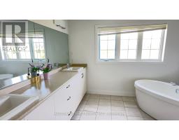 102 Frank Kelly Drive, East Gwillimbury, ON L9N0V3 Photo 25