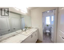 102 Frank Kelly Drive, East Gwillimbury, ON L9N0V3 Photo 32