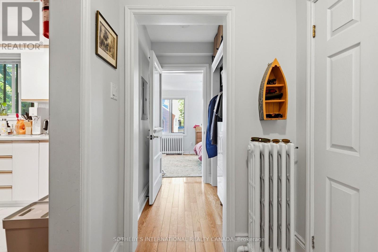 376 SUNNYSIDE AVENUE - Image 9