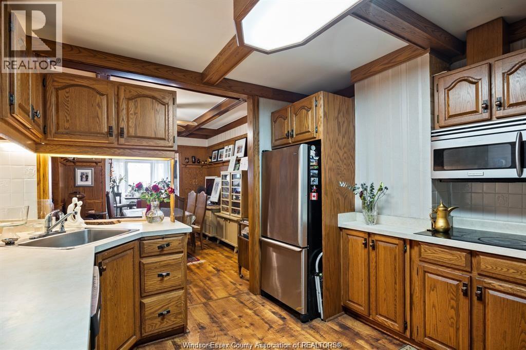 1331 RIVERSIDE DRIVE - 26