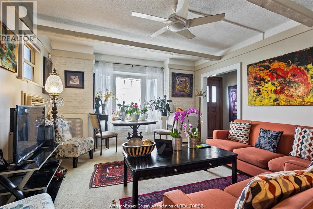 1331 RIVERSIDE DRIVE - 30