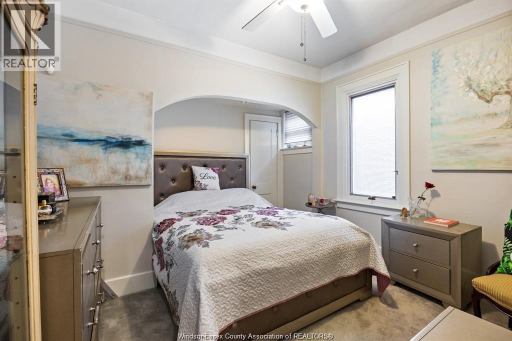 1331 RIVERSIDE DRIVE - 32