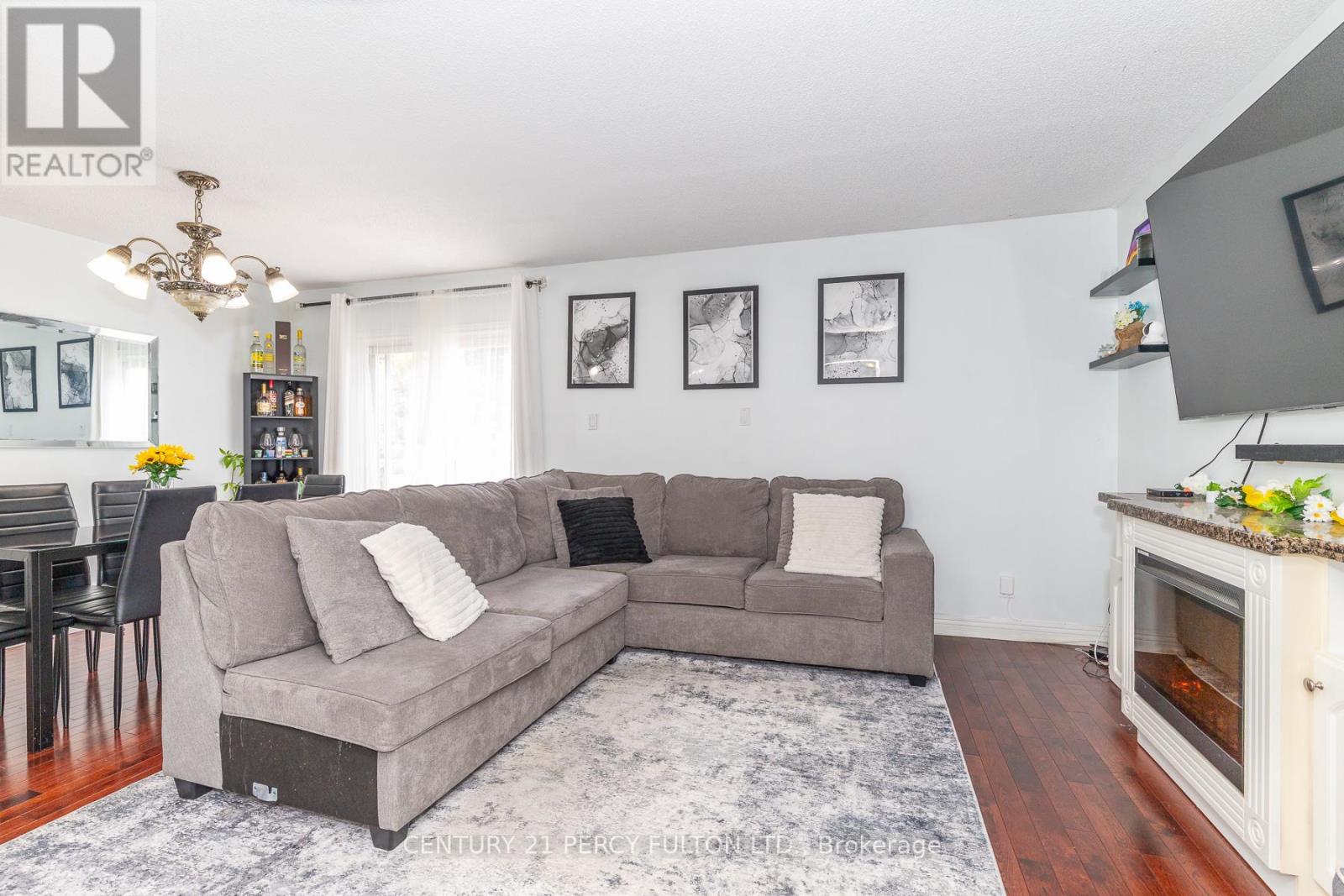 557 COBBLEHILL DRIVE - 12