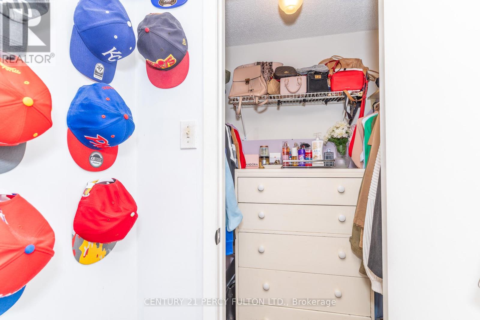 557 COBBLEHILL DRIVE - 30