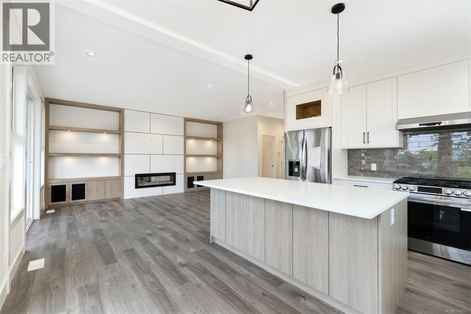 909 Harbour View St - 20