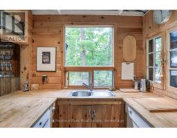 Rose Island Kahshe Lake, Gravenhurst, ON P0B1G0 Photo 25
