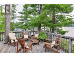 Rose Island Kahshe Lake, Gravenhurst, ON P0B1G0 Photo 11