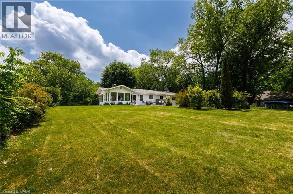 176 RIVERBANK Drive - Image 47