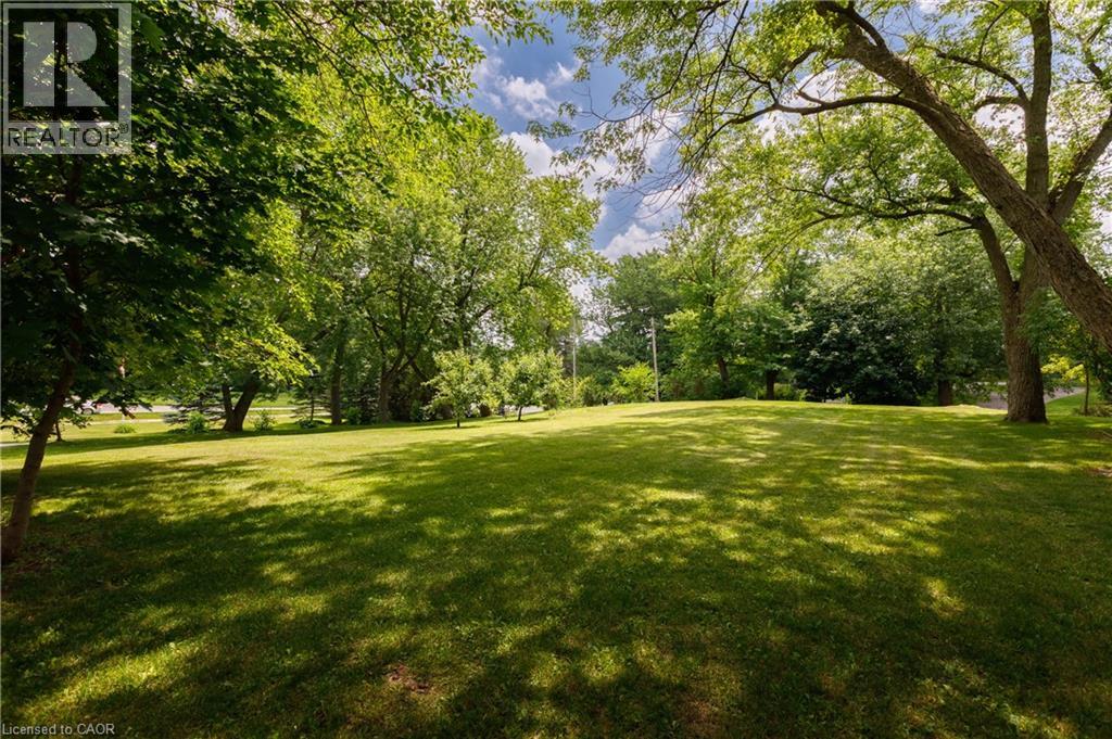 176 RIVERBANK Drive - Image 48