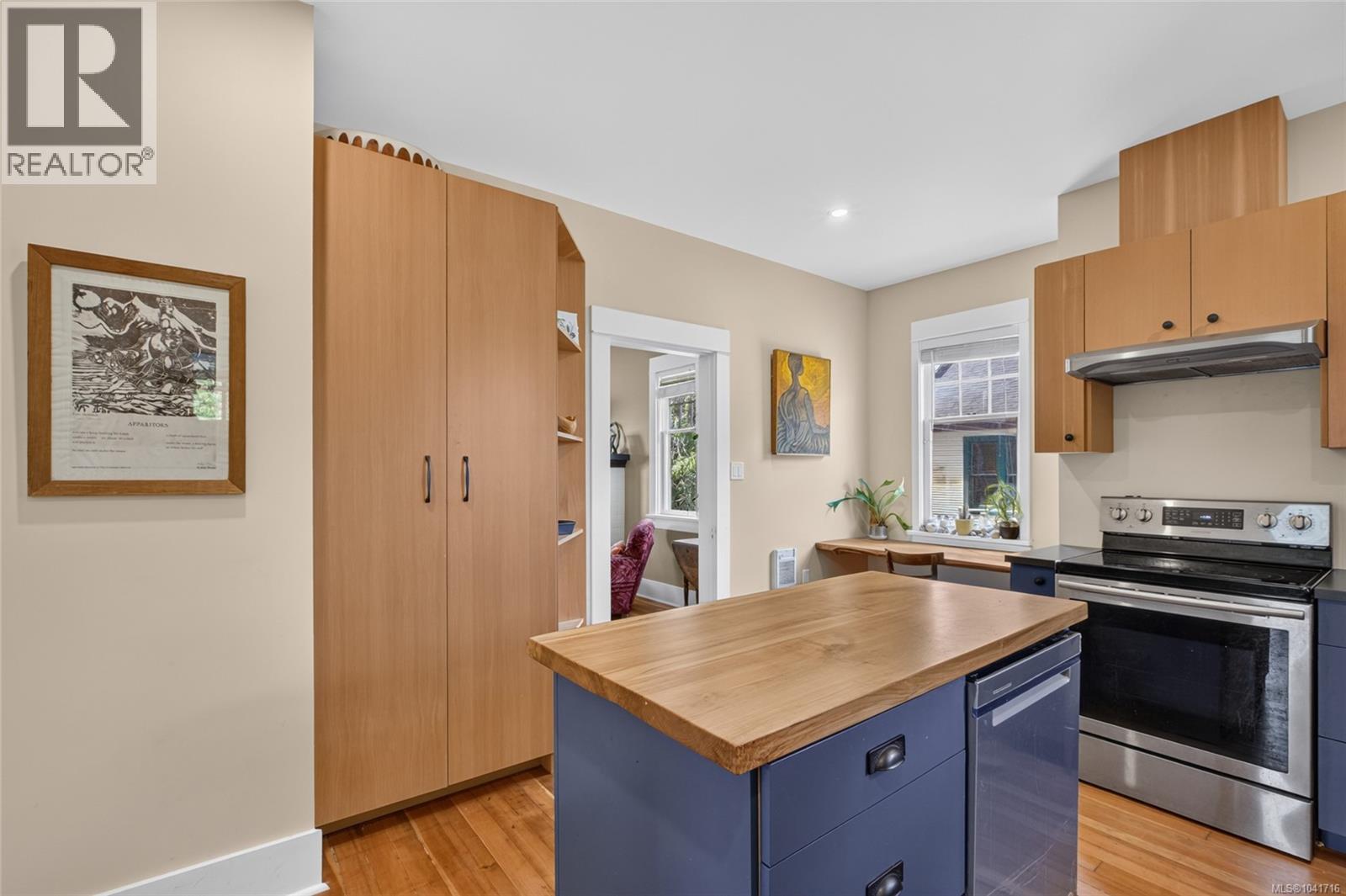 307 3rd St - 20