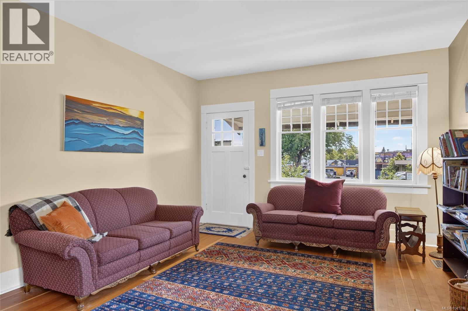 307 3rd St - 30