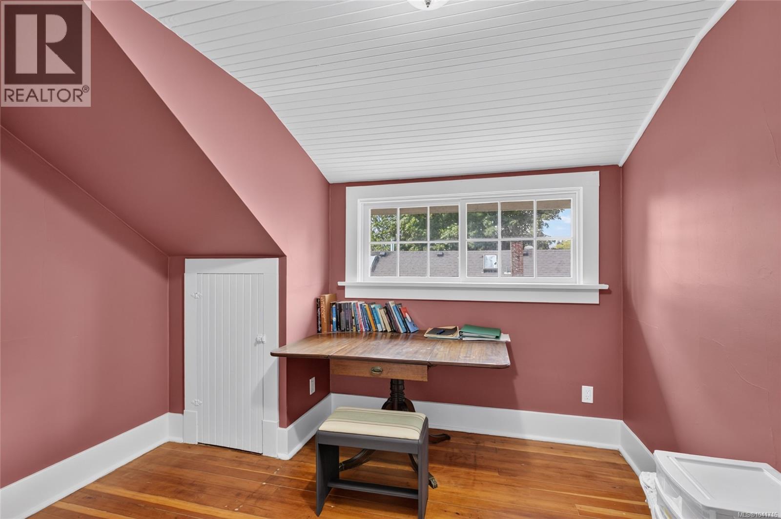 307 3rd St - 42