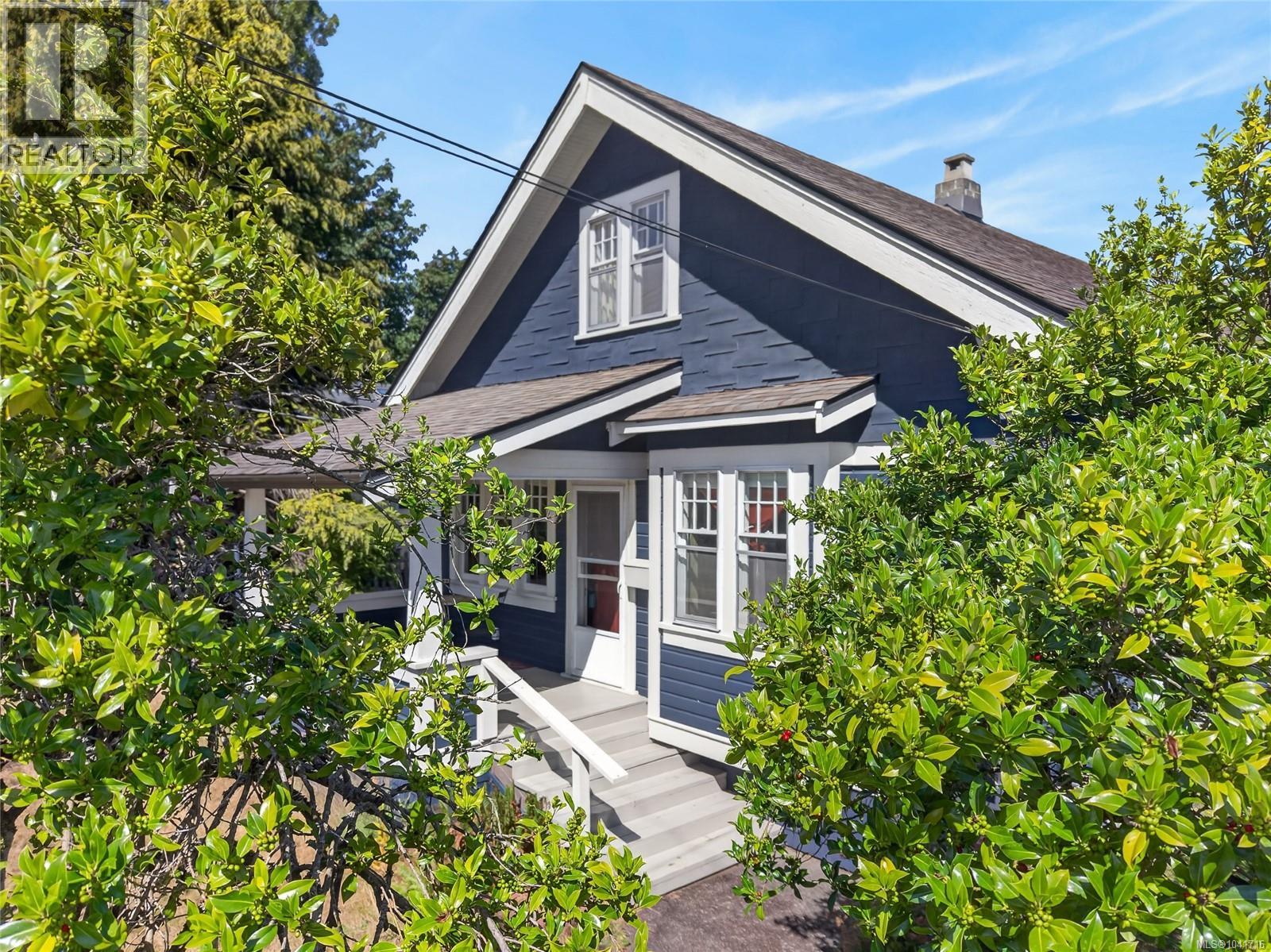 307 3rd St - 63
