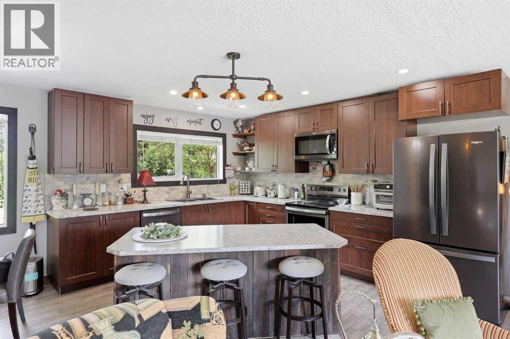 2305 17 Street - 12